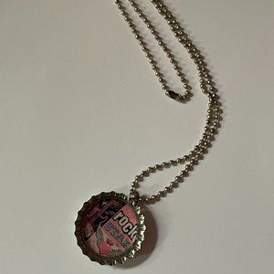 Simple Rock Star Bottlecap Necklace